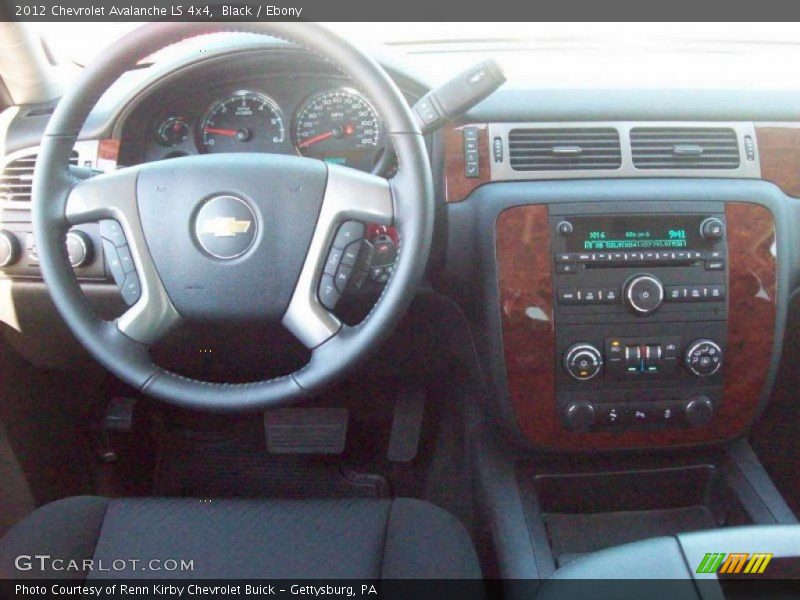 Black / Ebony 2012 Chevrolet Avalanche LS 4x4