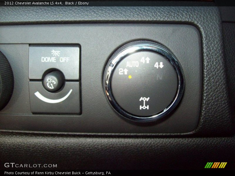Black / Ebony 2012 Chevrolet Avalanche LS 4x4