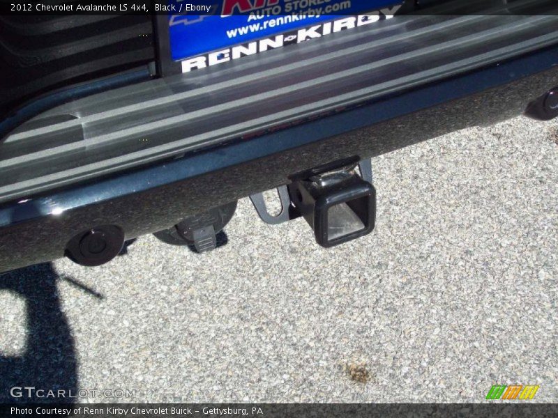 Black / Ebony 2012 Chevrolet Avalanche LS 4x4