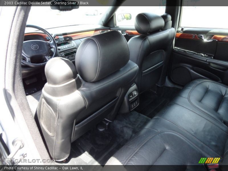 Sterling Silver / Black 2003 Cadillac DeVille Sedan