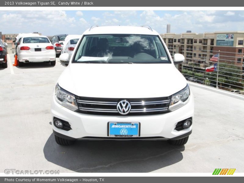 Candy White / Black 2013 Volkswagen Tiguan SE