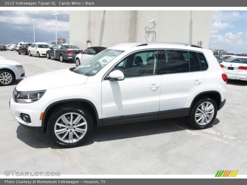 Candy White / Black 2013 Volkswagen Tiguan SE