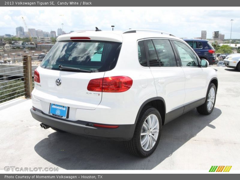 Candy White / Black 2013 Volkswagen Tiguan SE