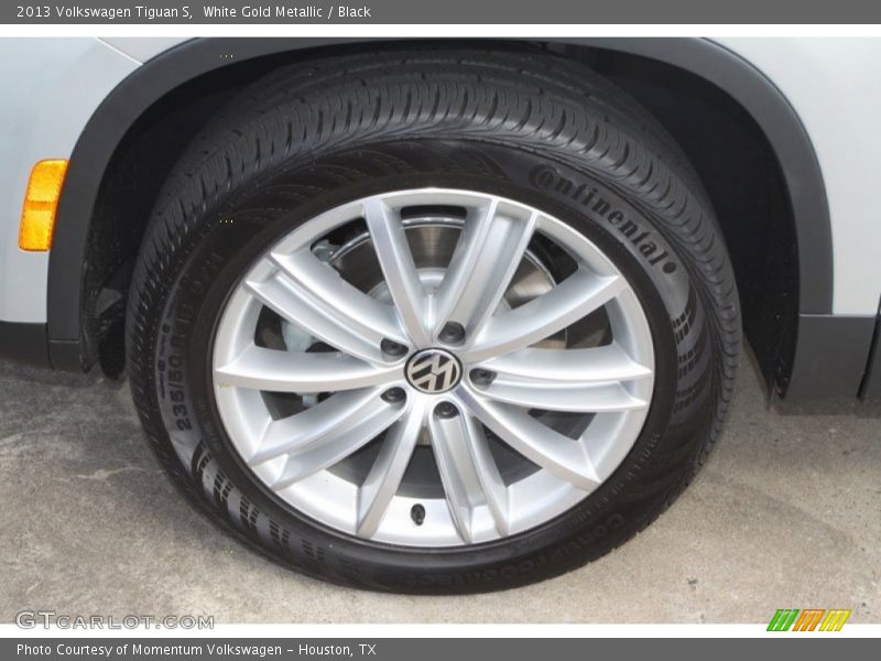 White Gold Metallic / Black 2013 Volkswagen Tiguan S