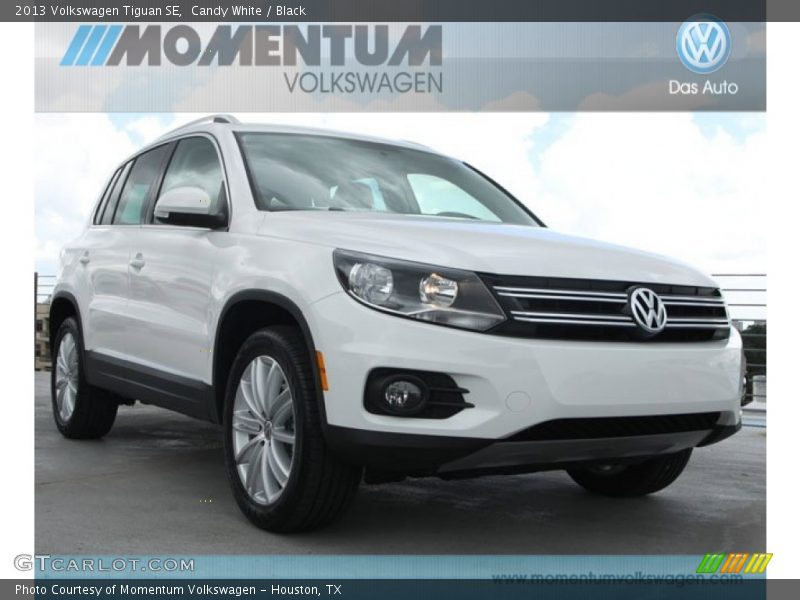 Candy White / Black 2013 Volkswagen Tiguan SE