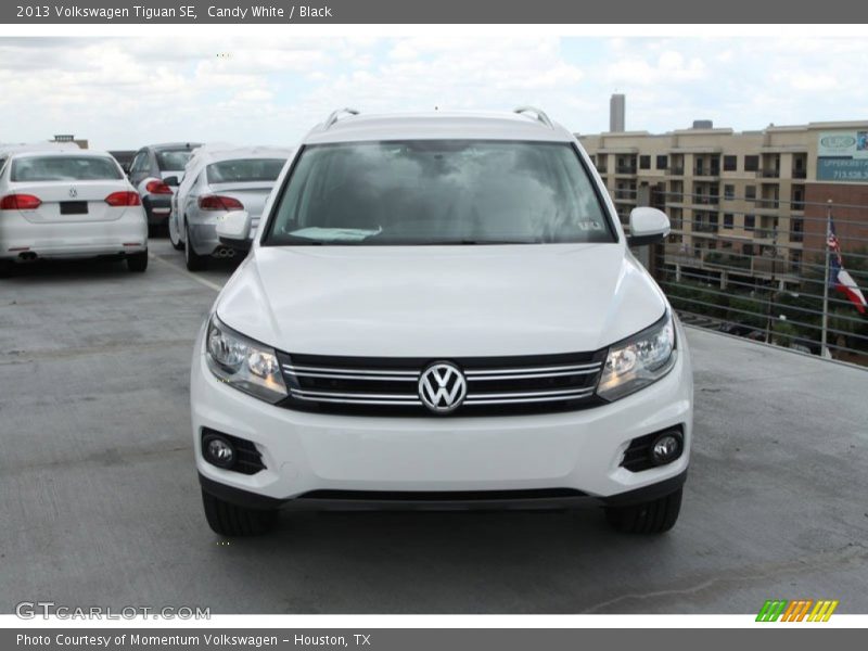 Candy White / Black 2013 Volkswagen Tiguan SE