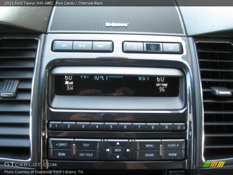 Controls of 2011 Taurus SHO AWD