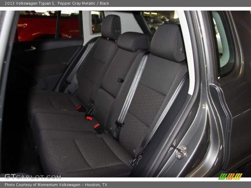 Pepper Gray Metallic / Black 2013 Volkswagen Tiguan S