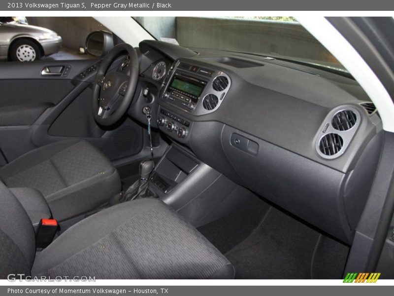 Pepper Gray Metallic / Black 2013 Volkswagen Tiguan S