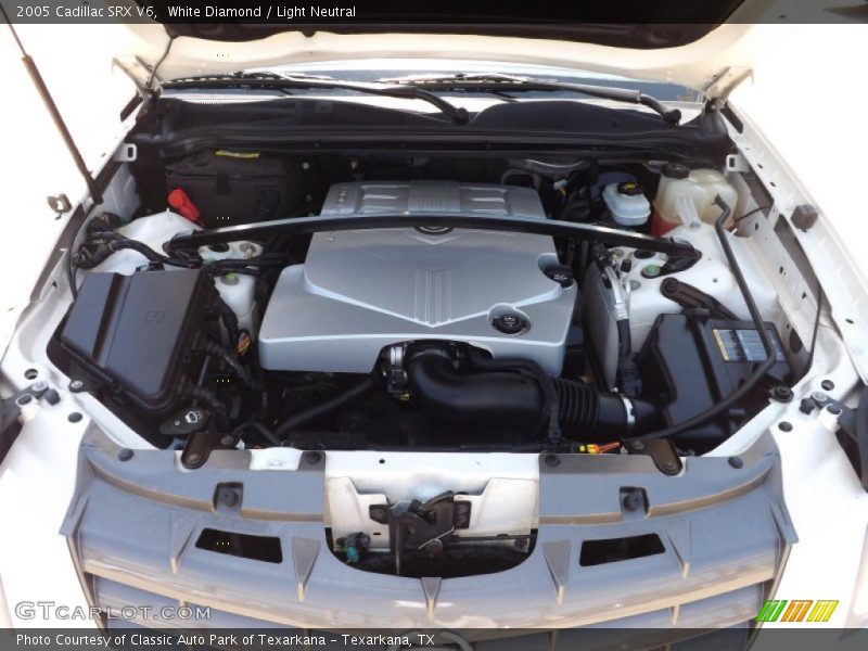 White Diamond / Light Neutral 2005 Cadillac SRX V6