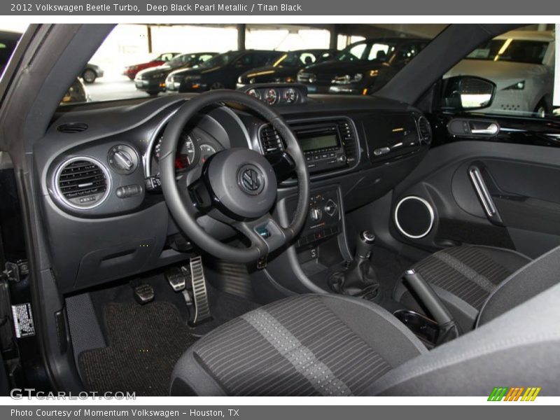 Deep Black Pearl Metallic / Titan Black 2012 Volkswagen Beetle Turbo