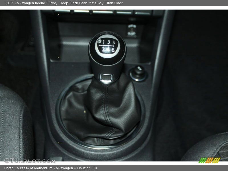Deep Black Pearl Metallic / Titan Black 2012 Volkswagen Beetle Turbo