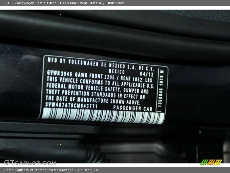 Deep Black Pearl Metallic / Titan Black 2012 Volkswagen Beetle Turbo