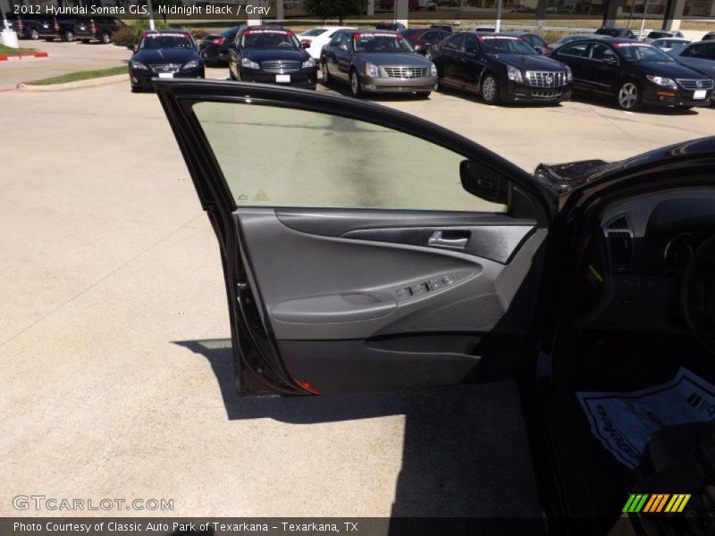 Midnight Black / Gray 2012 Hyundai Sonata GLS