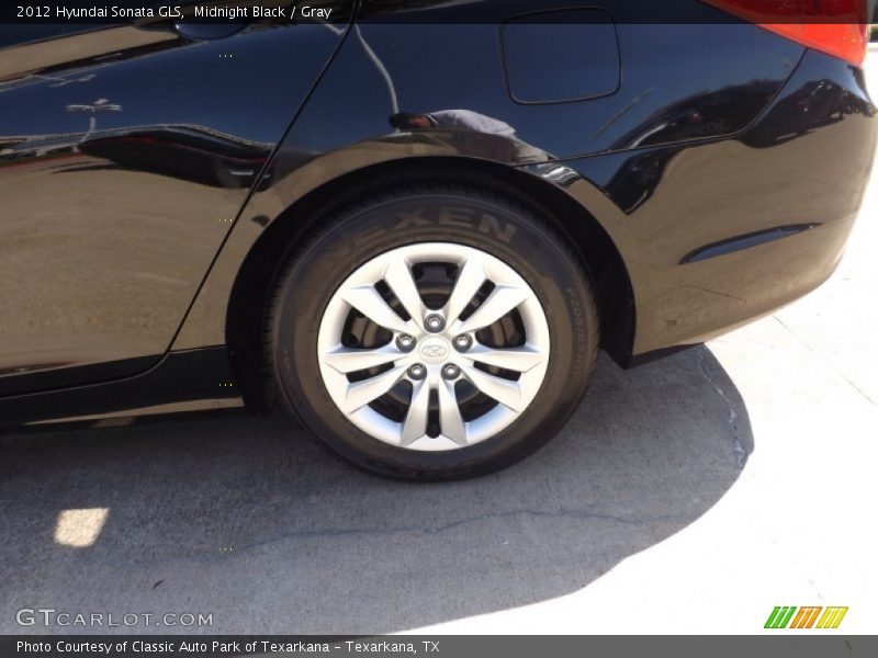 Midnight Black / Gray 2012 Hyundai Sonata GLS