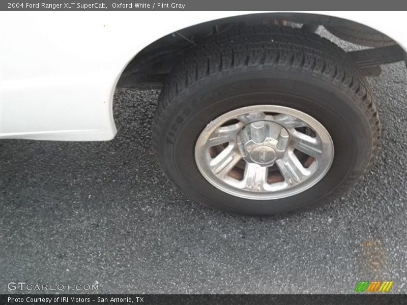 Oxford White / Flint Gray 2004 Ford Ranger XLT SuperCab