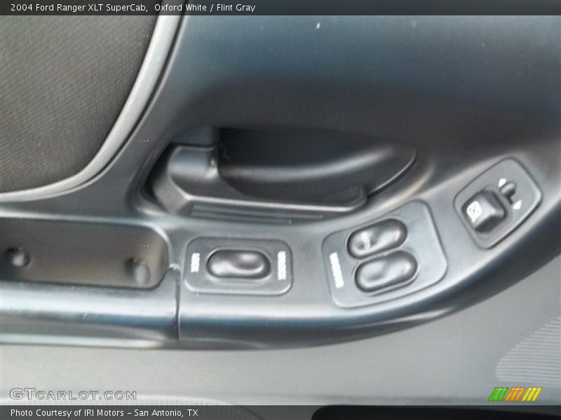 Oxford White / Flint Gray 2004 Ford Ranger XLT SuperCab