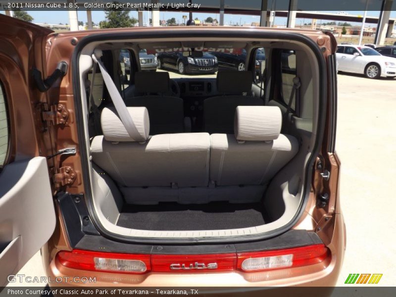 Golden Ginger Pearl Metallic / Light Gray 2011 Nissan Cube 1.8 S