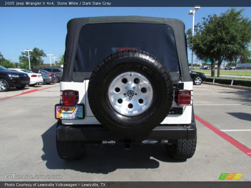 Stone White / Dark Slate Gray 2005 Jeep Wrangler X 4x4