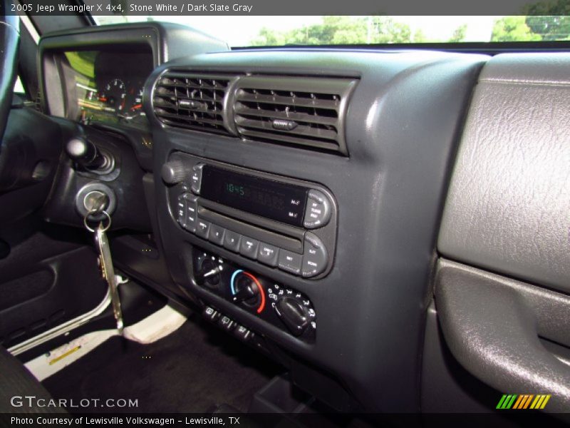 Stone White / Dark Slate Gray 2005 Jeep Wrangler X 4x4