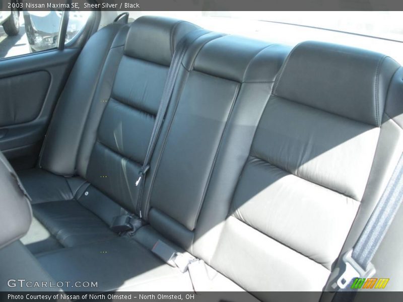 Sheer Silver / Black 2003 Nissan Maxima SE
