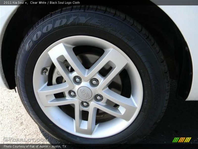 Clear White / Black Soul Logo Cloth 2011 Kia Soul +