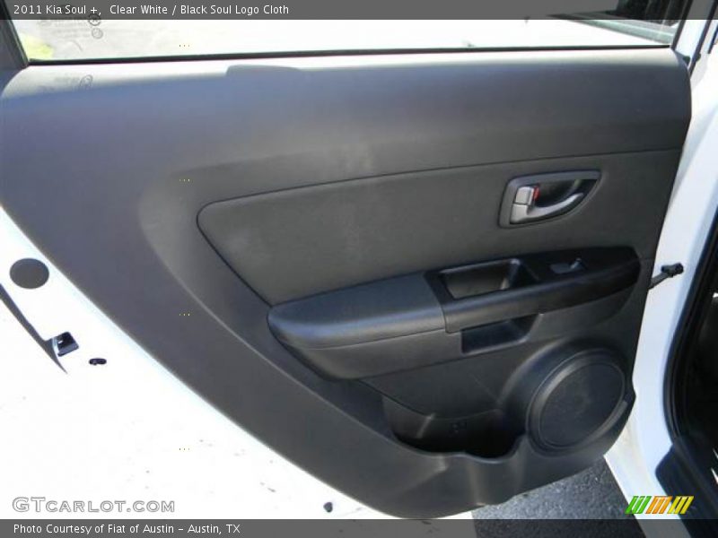 Clear White / Black Soul Logo Cloth 2011 Kia Soul +