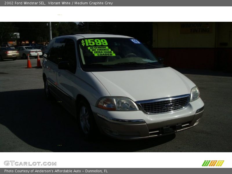 Vibrant White / Medium Graphite Grey 2002 Ford Windstar SEL