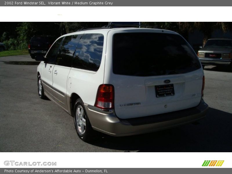 Vibrant White / Medium Graphite Grey 2002 Ford Windstar SEL