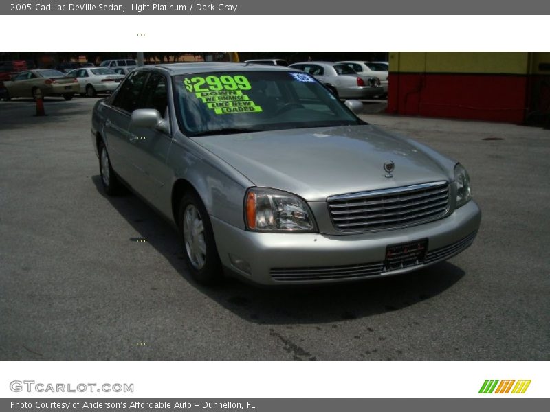 Light Platinum / Dark Gray 2005 Cadillac DeVille Sedan