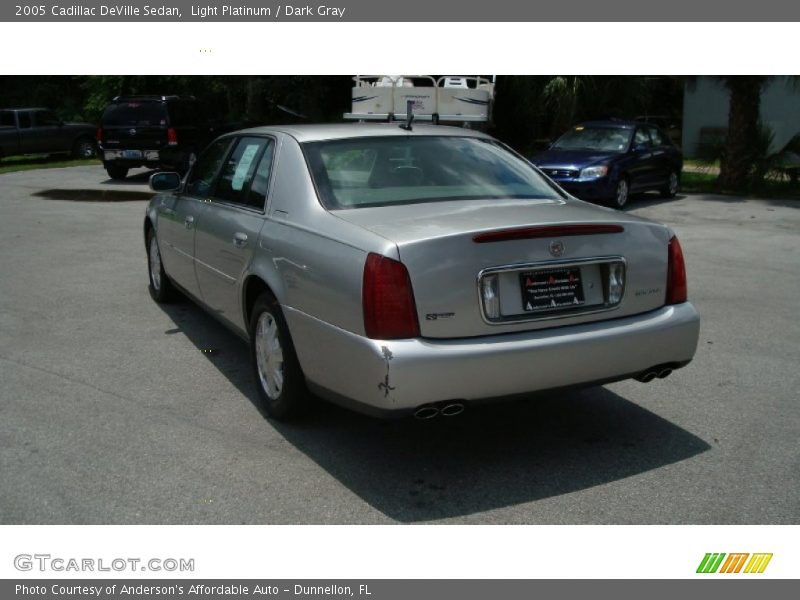 Light Platinum / Dark Gray 2005 Cadillac DeVille Sedan