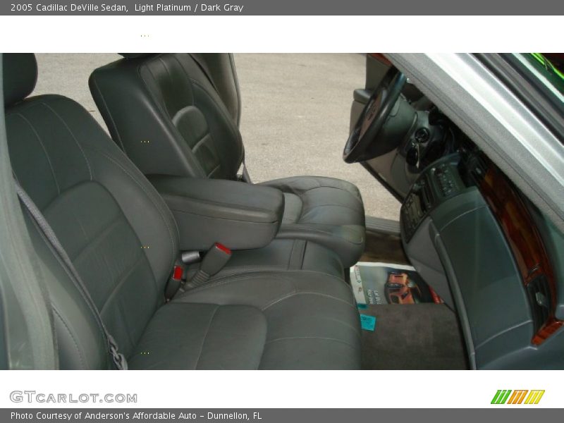 Light Platinum / Dark Gray 2005 Cadillac DeVille Sedan