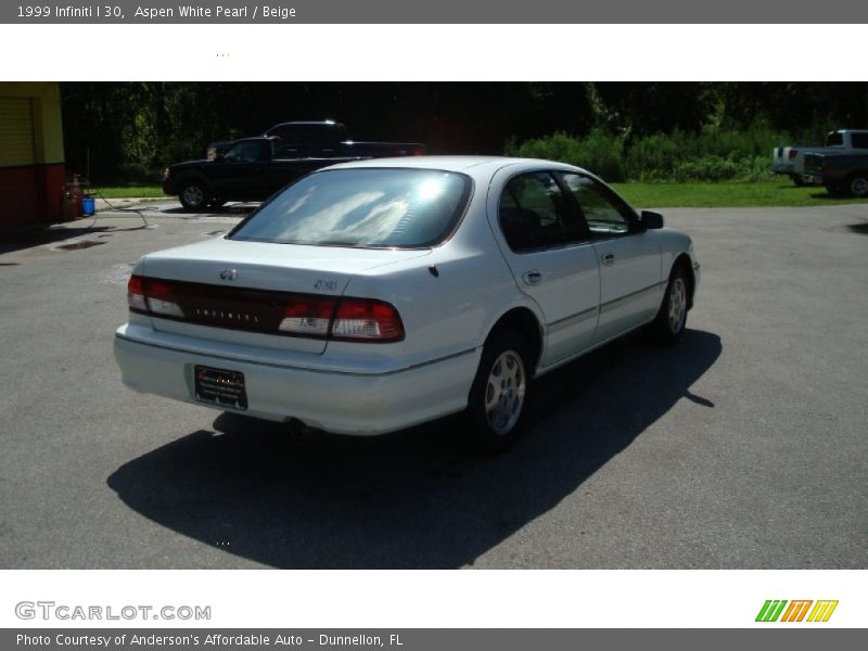 Aspen White Pearl / Beige 1999 Infiniti I 30