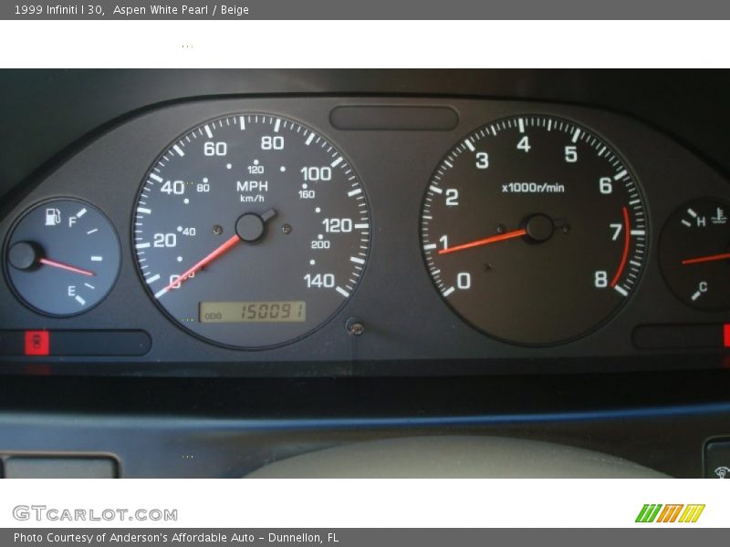 Aspen White Pearl / Beige 1999 Infiniti I 30