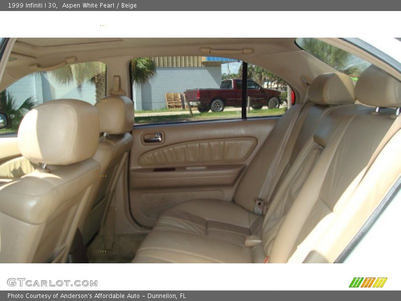 Aspen White Pearl / Beige 1999 Infiniti I 30