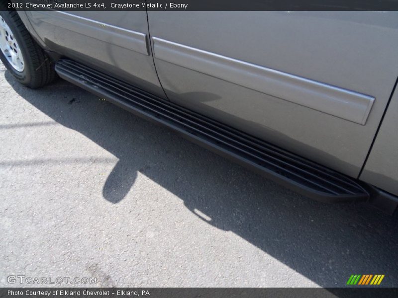 Graystone Metallic / Ebony 2012 Chevrolet Avalanche LS 4x4