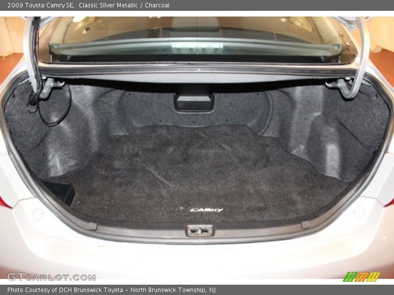 Classic Silver Metallic / Charcoal 2009 Toyota Camry SE