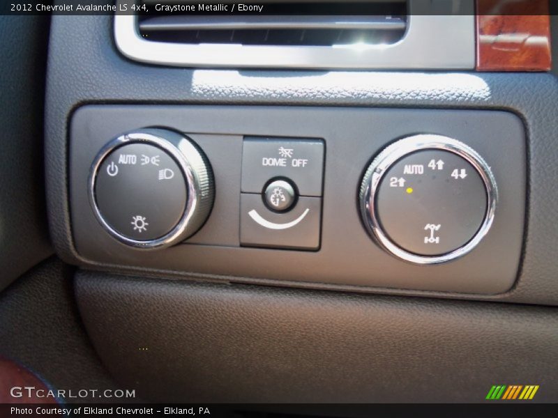 Graystone Metallic / Ebony 2012 Chevrolet Avalanche LS 4x4