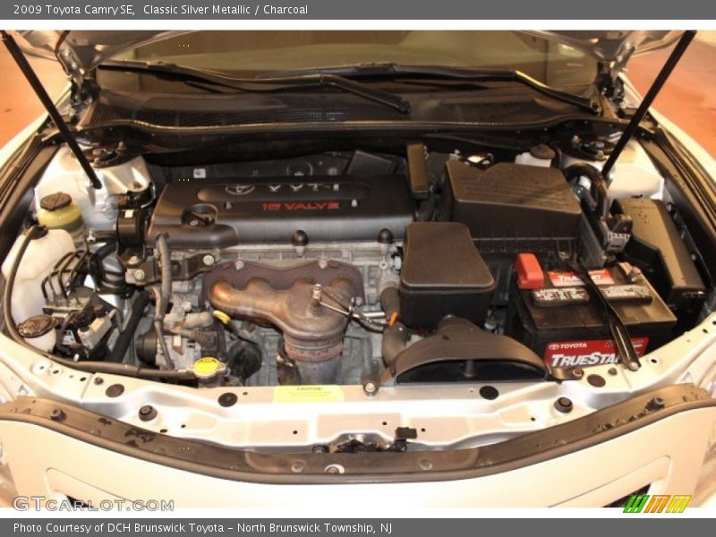 Classic Silver Metallic / Charcoal 2009 Toyota Camry SE