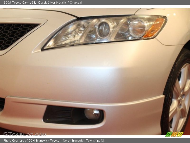 Classic Silver Metallic / Charcoal 2009 Toyota Camry SE