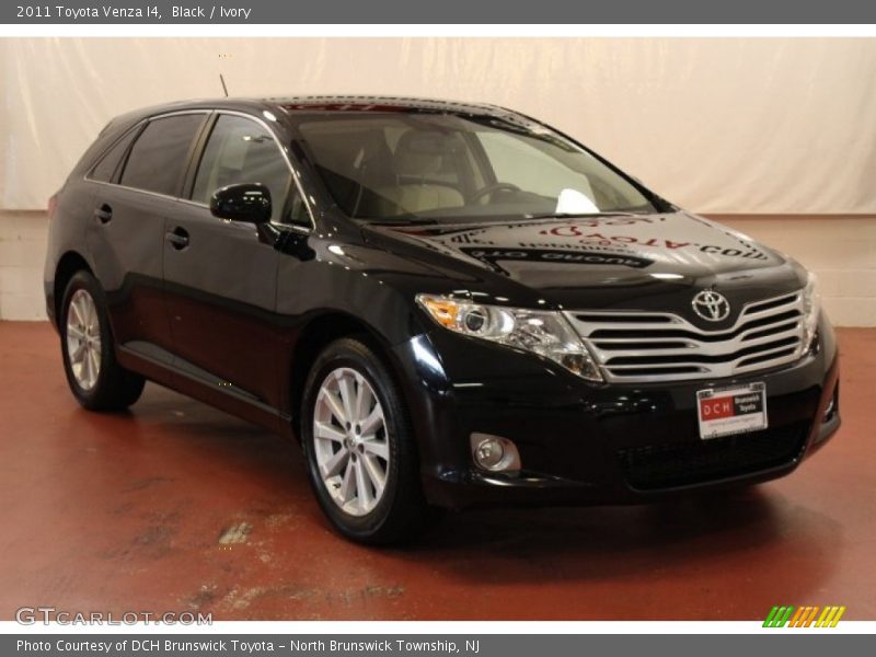 Black / Ivory 2011 Toyota Venza I4