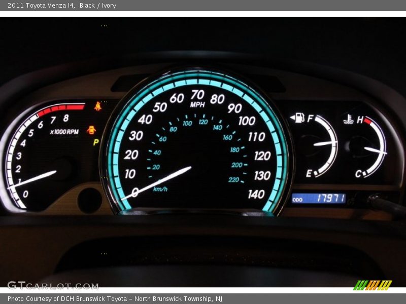 Black / Ivory 2011 Toyota Venza I4