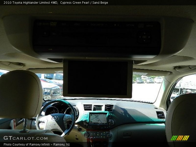 Cypress Green Pearl / Sand Beige 2010 Toyota Highlander Limited 4WD