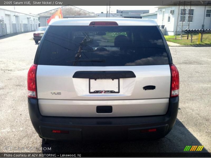 Silver Nickel / Gray 2005 Saturn VUE