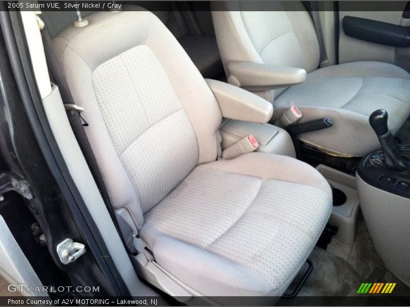 Silver Nickel / Gray 2005 Saturn VUE