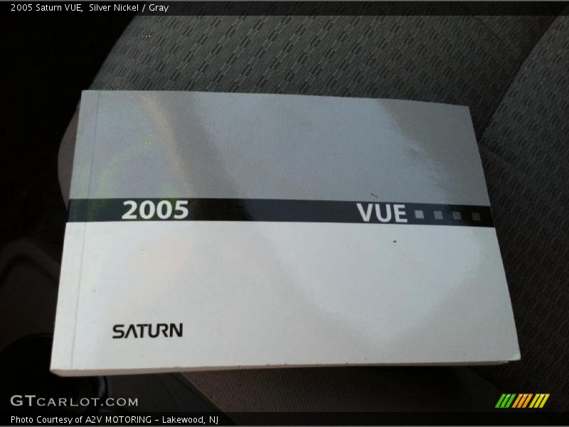 Silver Nickel / Gray 2005 Saturn VUE