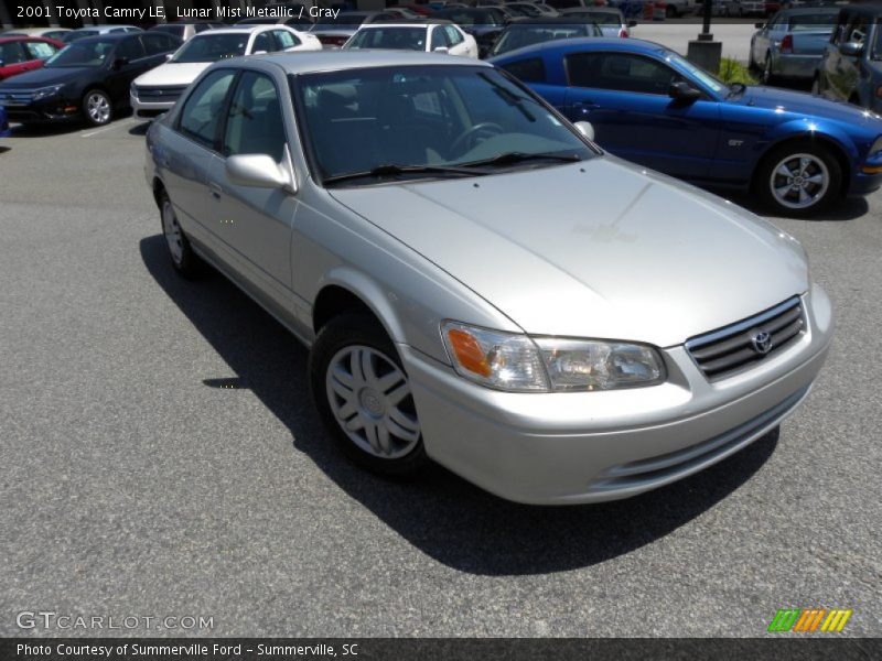 Lunar Mist Metallic / Gray 2001 Toyota Camry LE