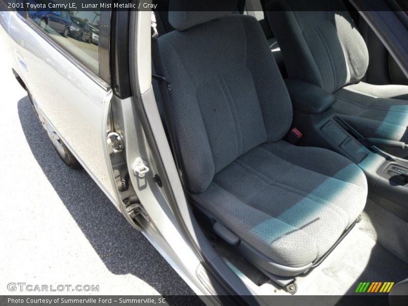 Lunar Mist Metallic / Gray 2001 Toyota Camry LE
