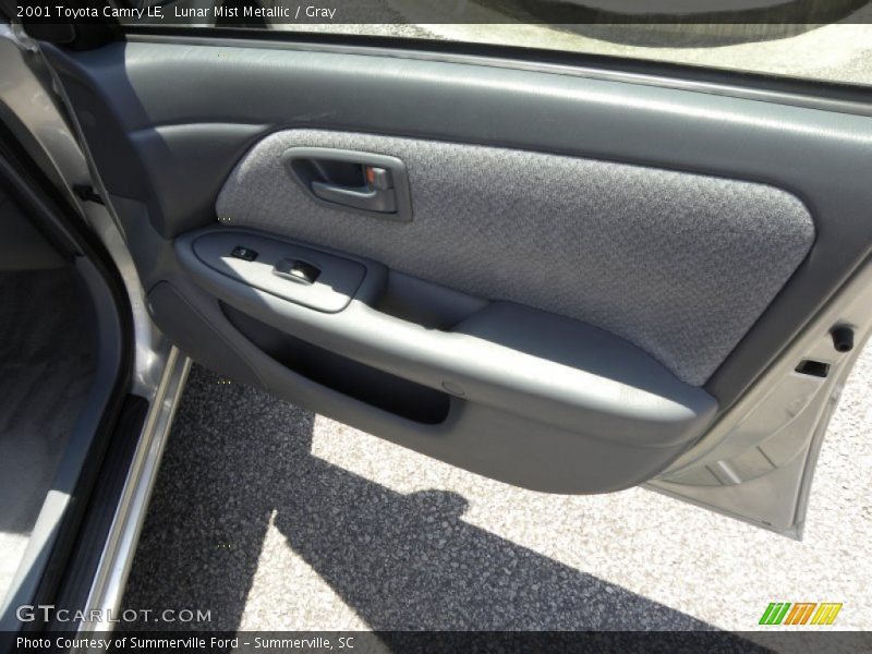 Lunar Mist Metallic / Gray 2001 Toyota Camry LE