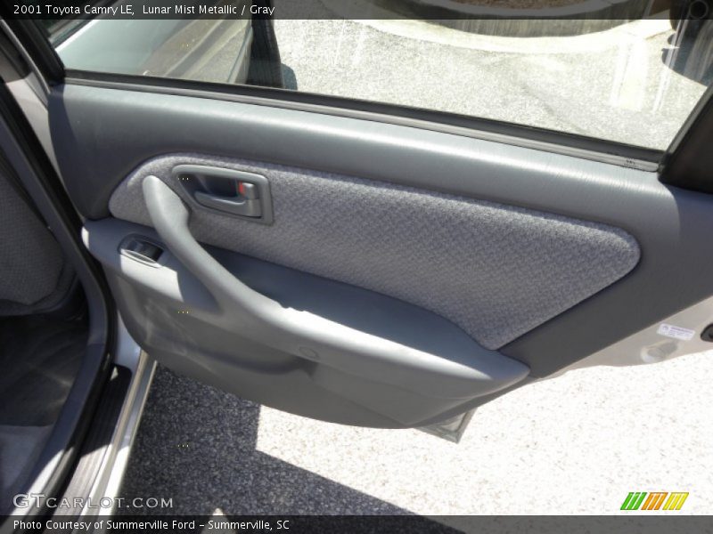 Lunar Mist Metallic / Gray 2001 Toyota Camry LE